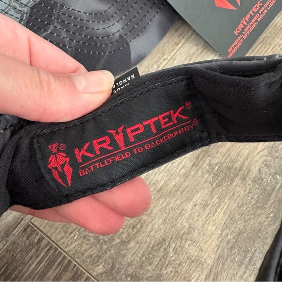 NWT! Kryptek Gray and Black Camo Print Outdoor Cap Visor - Picture 4 of 9